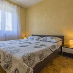 Hundefreundliches Nur 300 Meter Zum Mit Meerblick, Bbq * Crikvenica