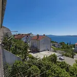 Hundefreundliches Nur 300 Meter Zum Mit Meerblick, Bbq Appartement Crikvenica